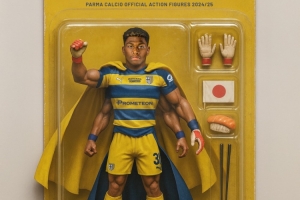 bob平台-帕尔马社媒晒铃木彩艳手办：憨态可掬，造型独特，有四条手臂