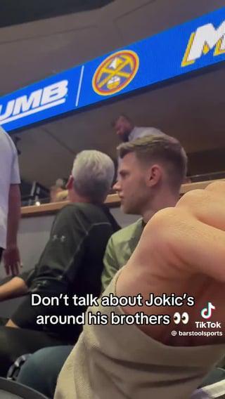 bob官方网站-约基奇哥哥看台&amp;quot;护弟&amp;quot;：3次前科在身，掘金专门给他开了个包厢