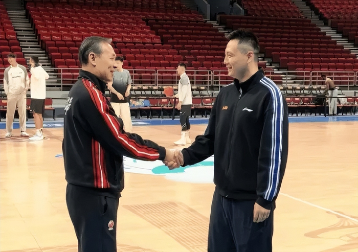 bob平台-北京打强队弊端尽显！防守漏洞！篮板被抢爆！杰曼被限制狂铁！|上海|哈桑-怀特塞德|王哲林|比赛|内线_新浪体育_新浪新闻